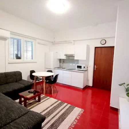 Apartment Near The Sea And Port Of Marina Veruda Pula